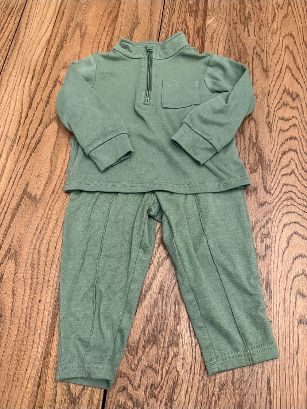 The Children's Place Olive Green Pullover Matching Set EUC SUPER SOFT